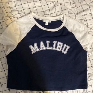 Navy malibu crop tee